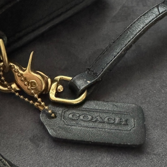 Vintage COACH Penny Pocket Purse Black Crossbody Clasp Bag Designer Leather - Picture 10 of 16